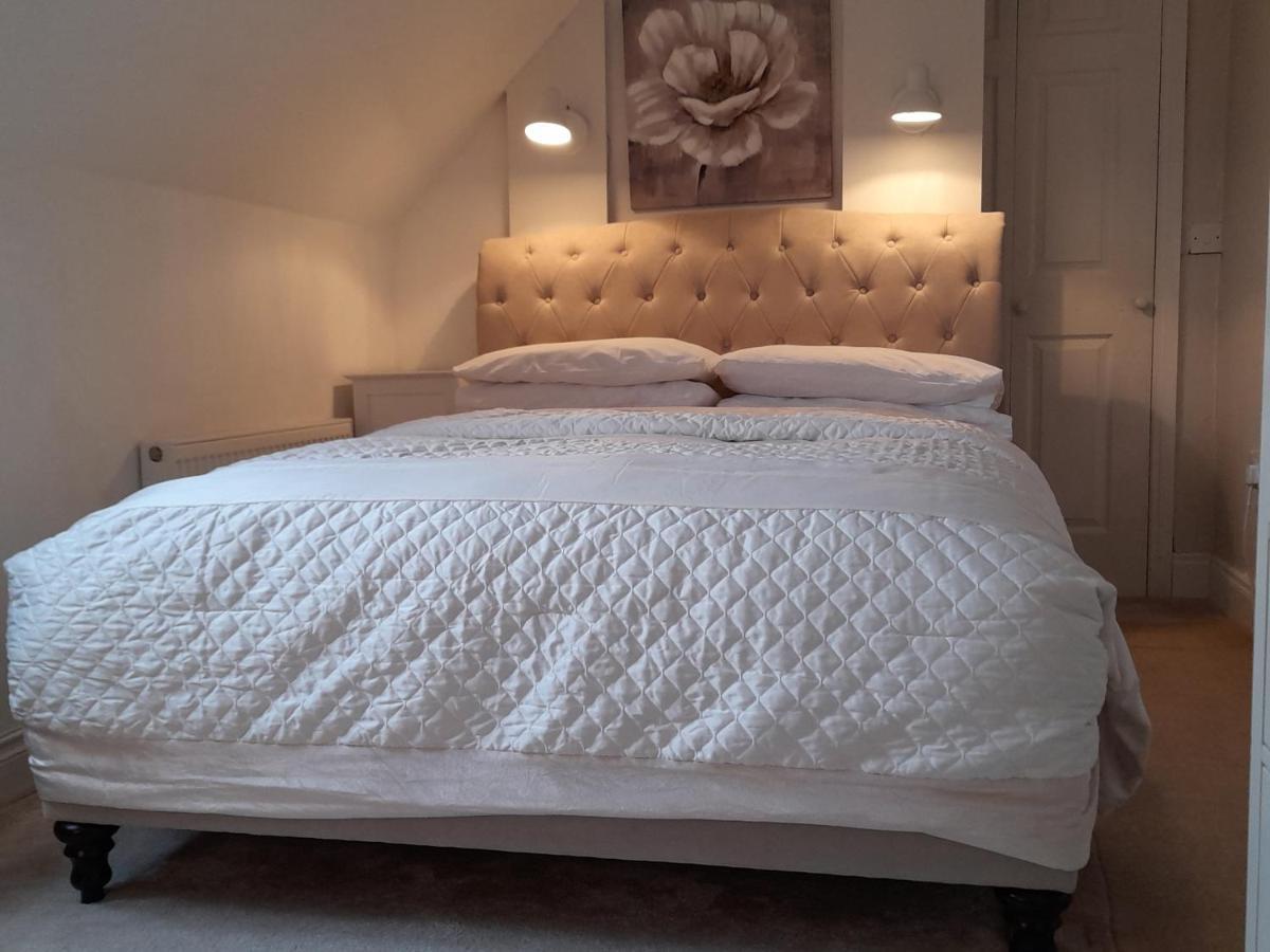 Annaswood B&B Cahir Dış mekan fotoğraf