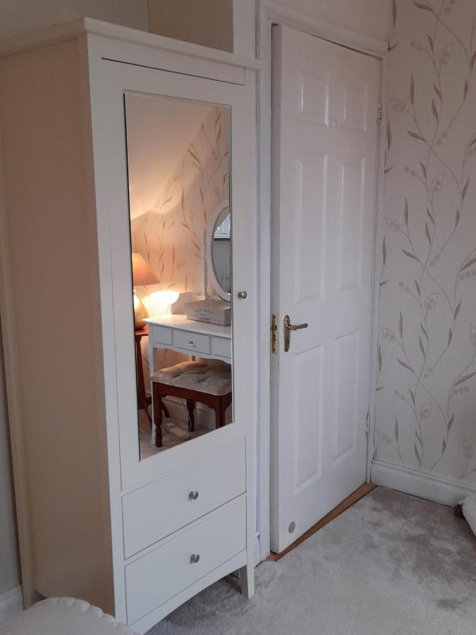 Annaswood B&B Cahir Dış mekan fotoğraf