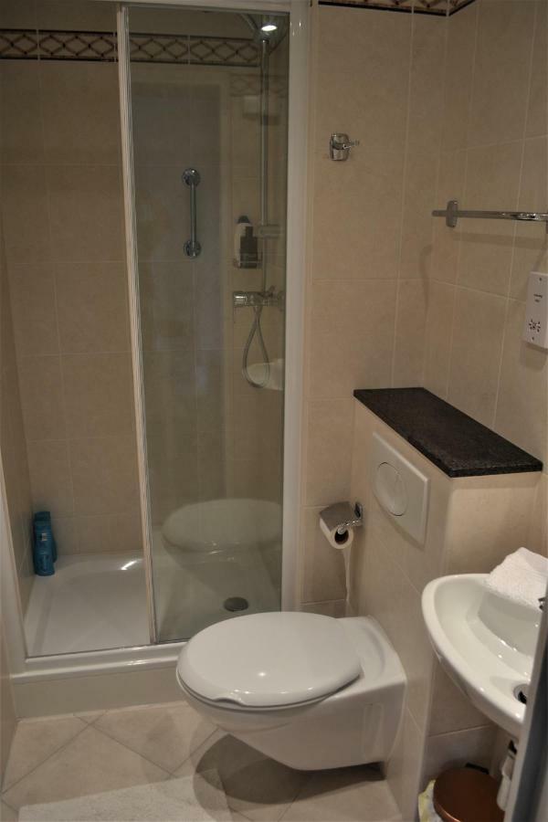 Annaswood B&B Cahir Dış mekan fotoğraf